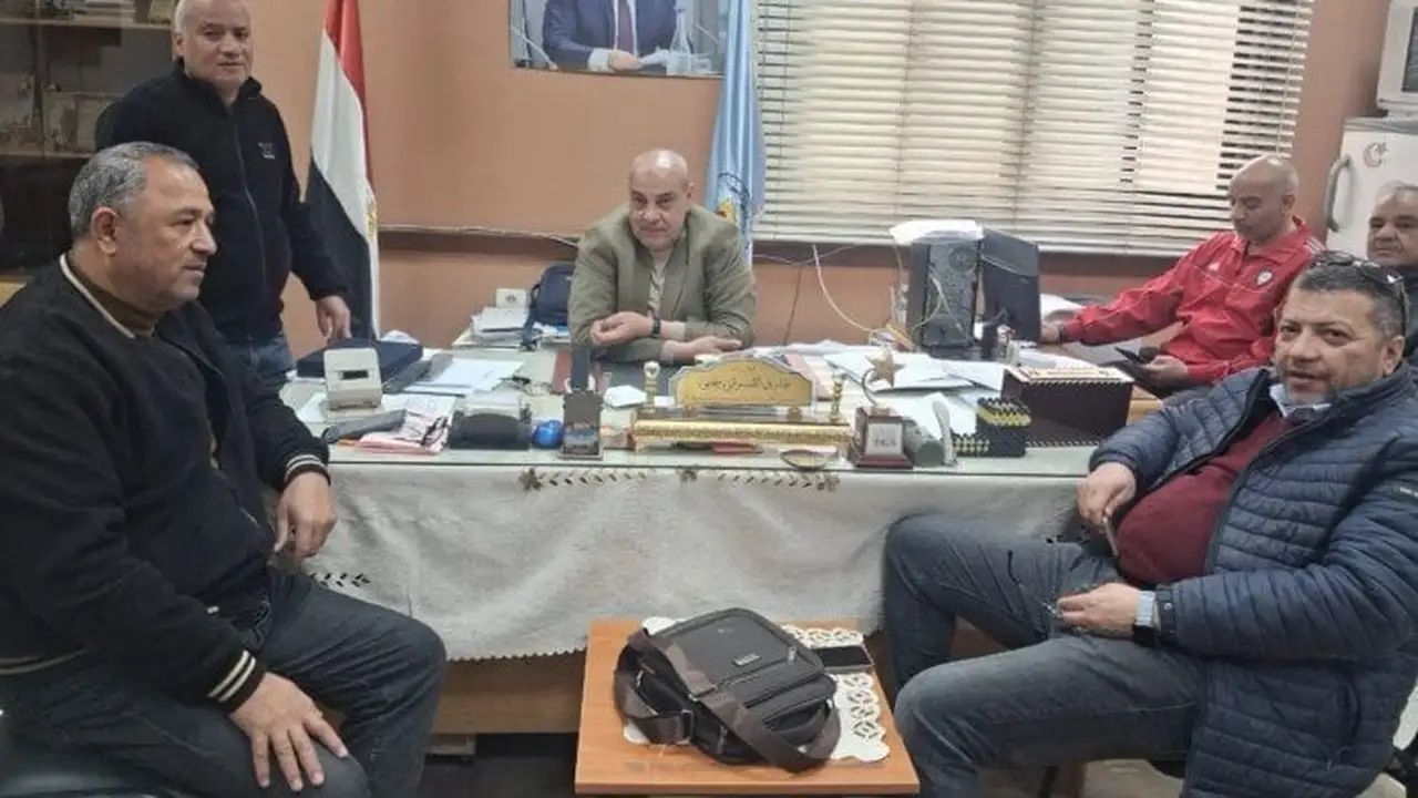 تعليم أسيوط يشكل غرفة عمليات لمتابعة تداعيات الطقس السيء وتداعيات العواصف الترابية